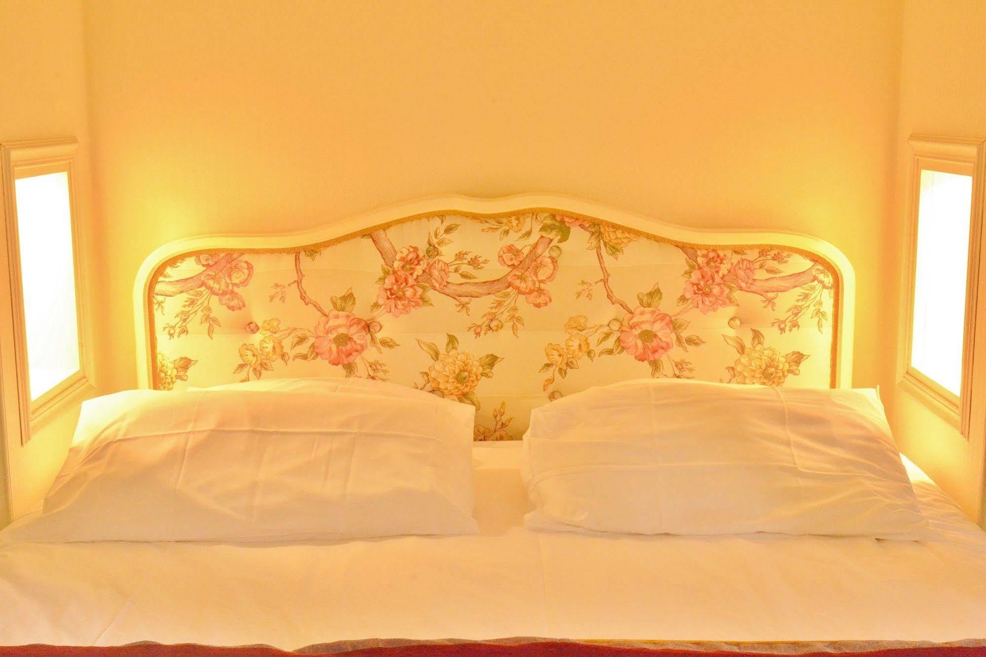 Affittacamere D'hotes Domaine Du Hameau Baylesse Saint-Jean-d'Aigues-Vives