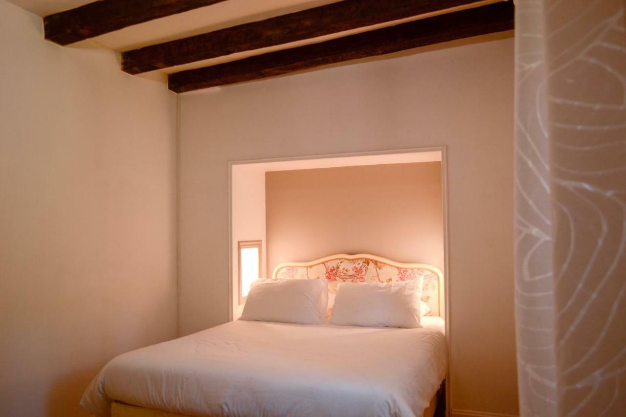 Affittacamere D'hotes Domaine Du Hameau Baylesse Saint-Jean-d'Aigues-Vives